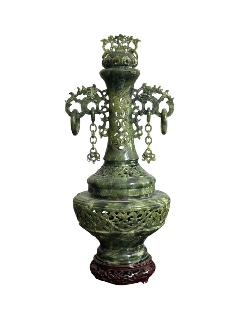 Chinese ceremonial urn de Unknown Artist - Jade, Contemporáneo