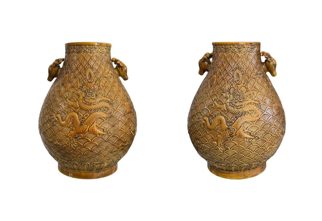 Pair of Qianlong-Marked Yellow-Glaze Porcelain Vases with Dragon, Beast, and Deer Head Design de Unknown Artist - Porcelain, Qianlong period (1736–1795)