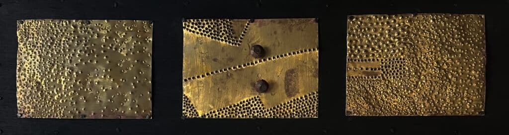Mensajes de Mathias Goeritz - Perforated tin and gilt on wood, 1970-1985