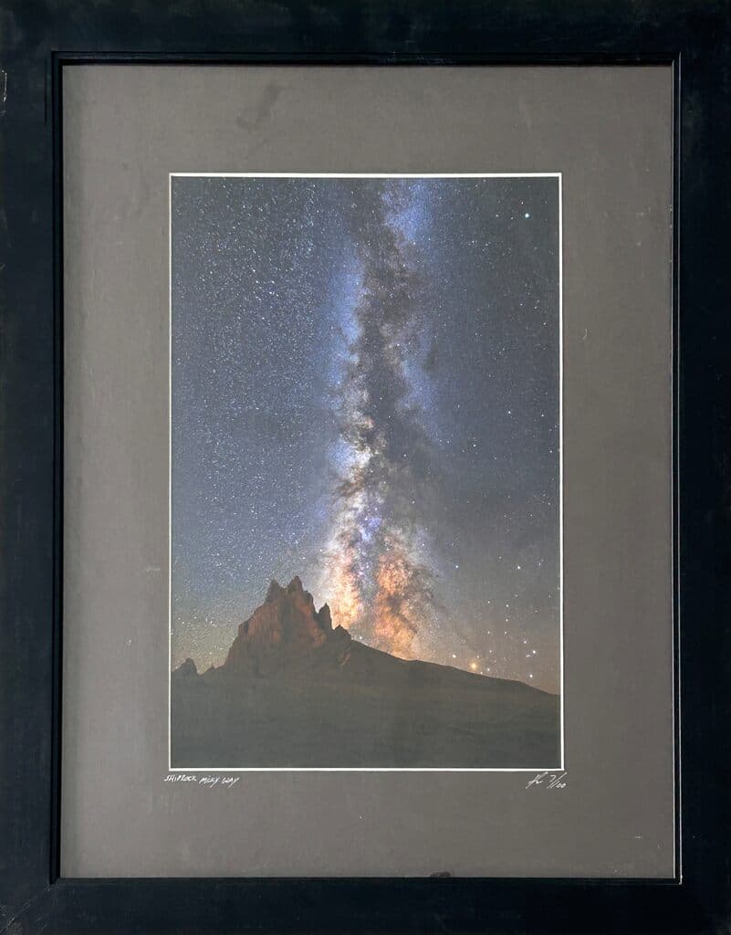 Shiprock Milky Way de Unknown Artist - Photo