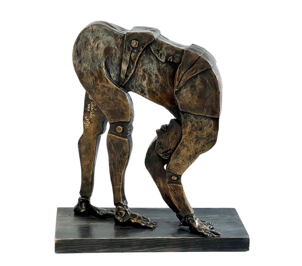 Untitled / Contorcionista de Javier Arevalo - Bronze, 2019