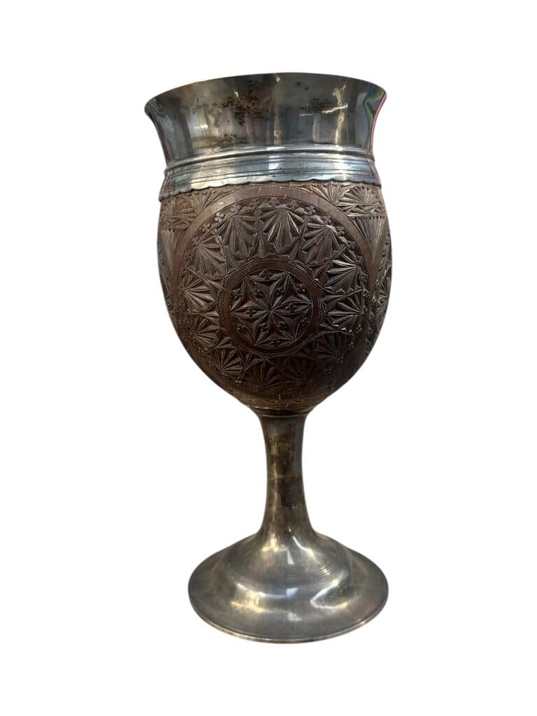 Chalise hand carved coconut with sterling silver de Unknown Artist - Silver, coconut, 19th